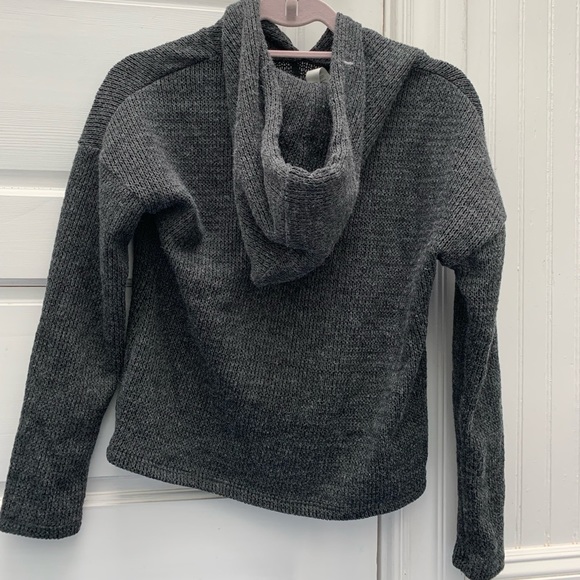 Comfortable knit hoodie - Picture 2 of 2